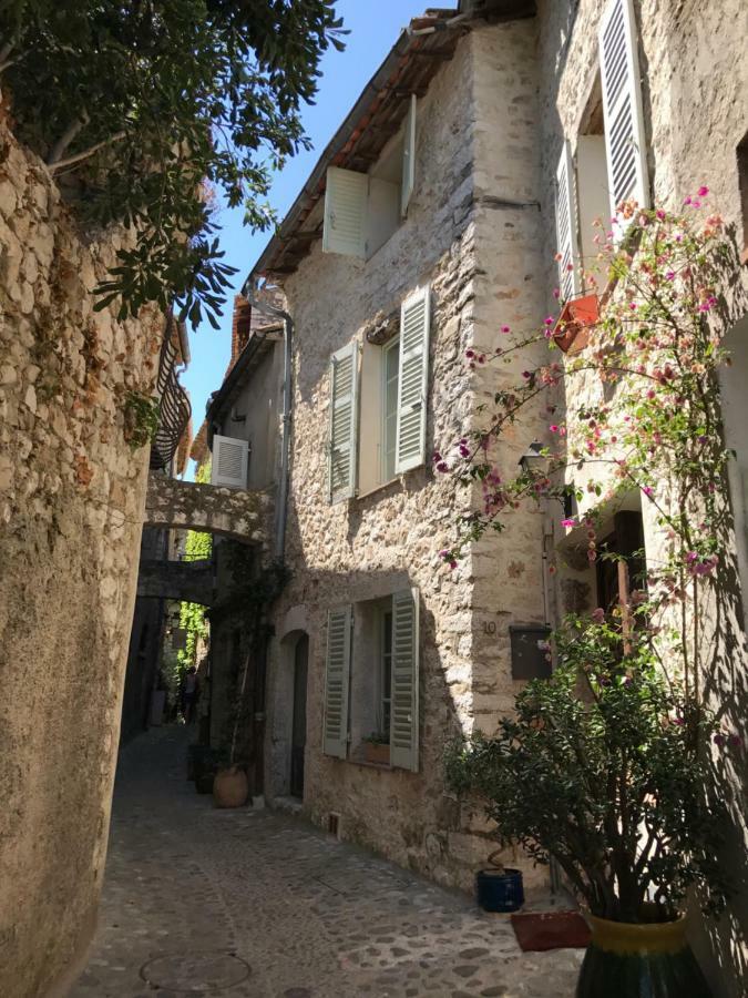 L'Elegante - Maison De Ville Avec Bains A Remous - Parking Inclus Saint-Paul-de-Vence Kültér fotó